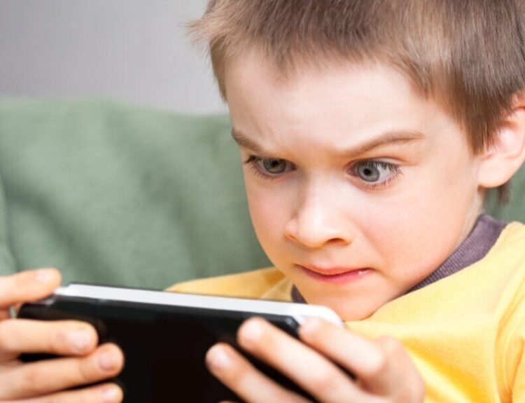 Screen time & Oral Health